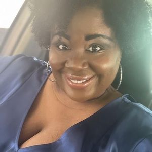 Meet your Posher, Carmen